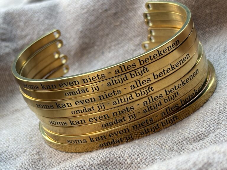 Armband met boodschap (stainless steel)